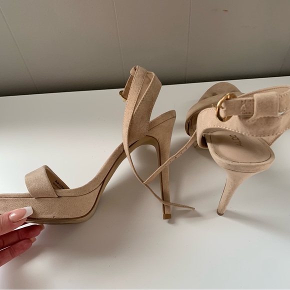 🩷2/$20 or 4/$35🩷 Aldo Strappy High formal Heels - Picture 3 of 3